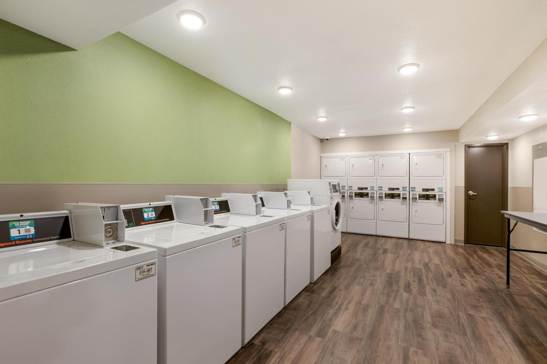 WoodSpring Suites Indio - Coachella Valley photo 32
