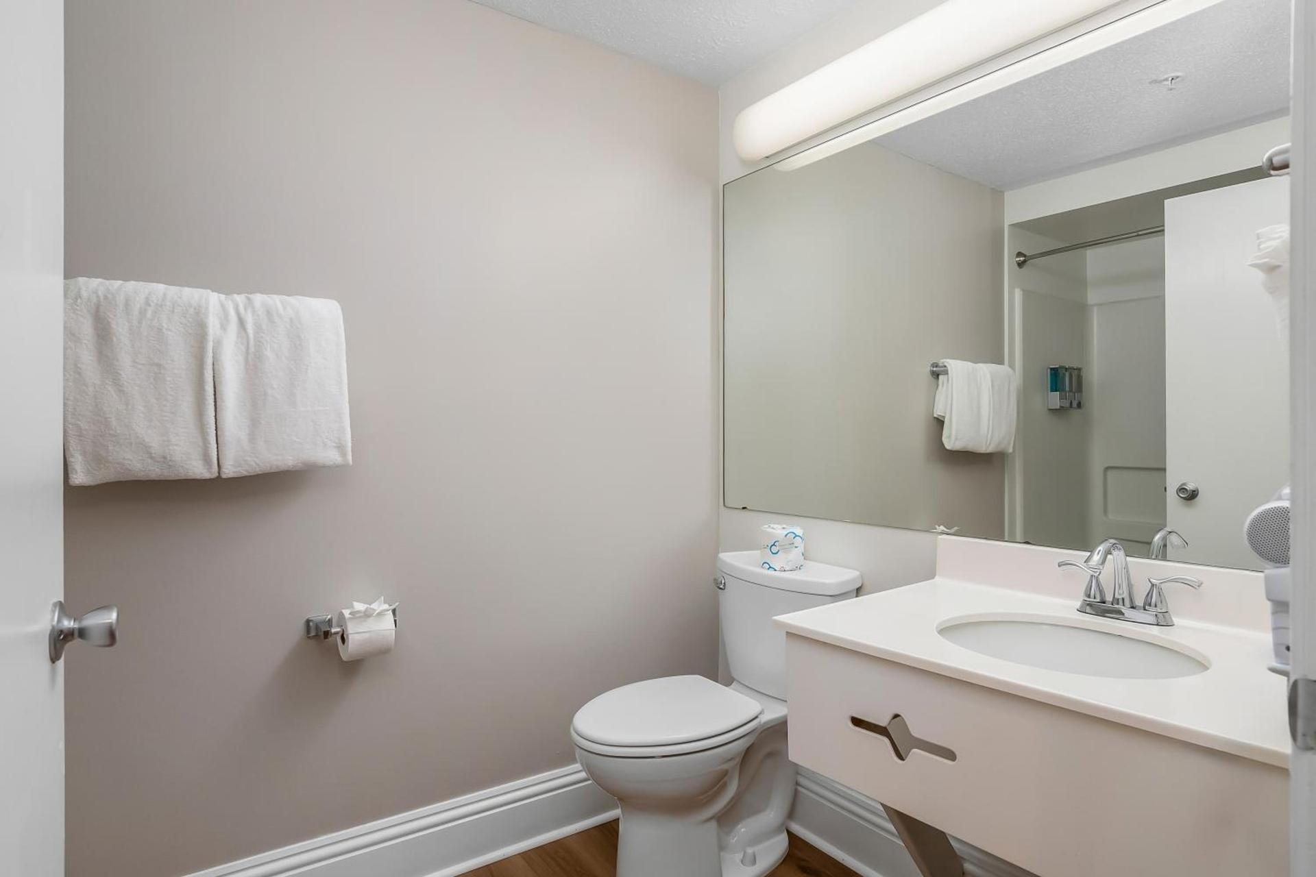 Naples Park Central Hotel photo 26