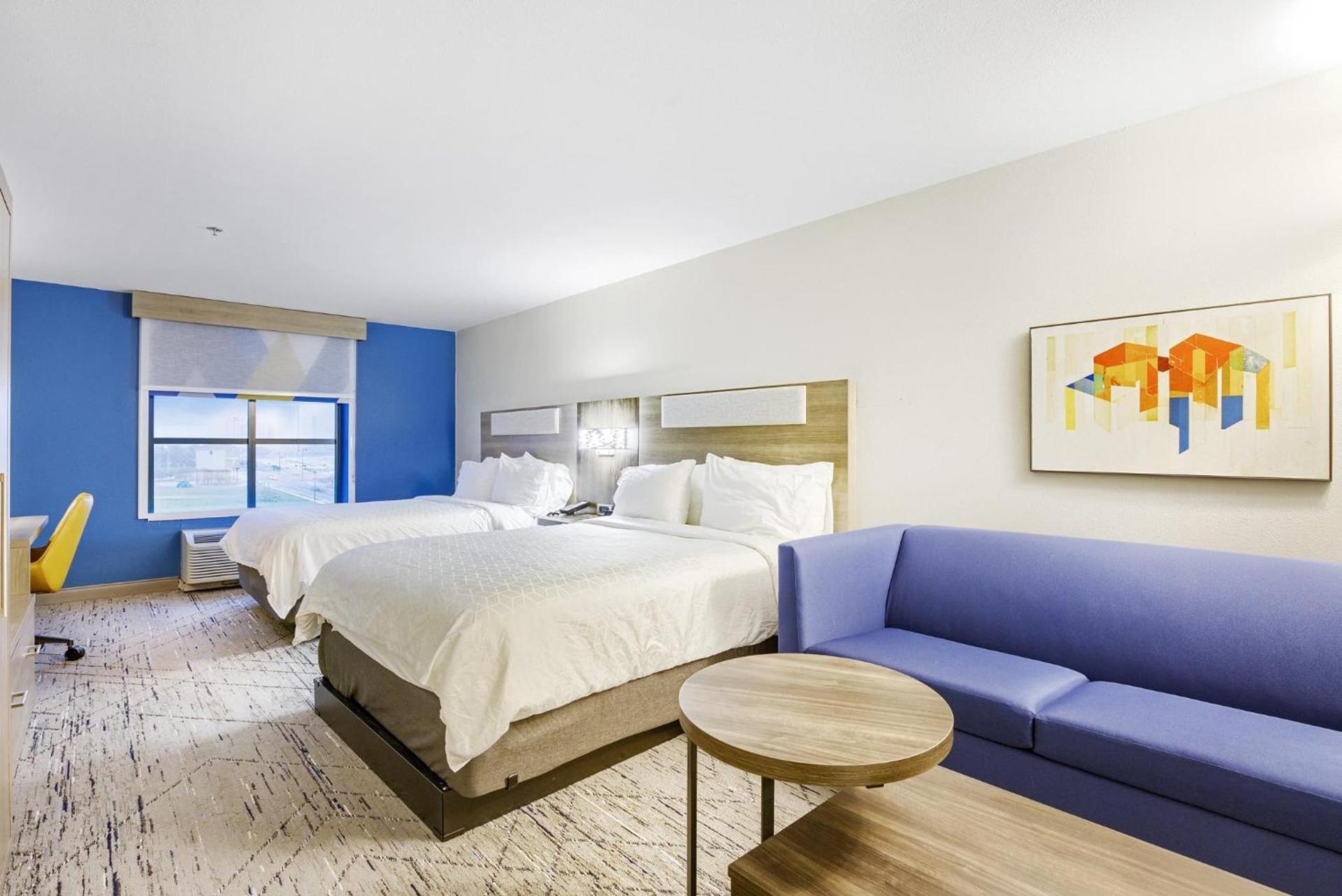 Holiday Inn Express - Gulfport Beach by IHG photo 77