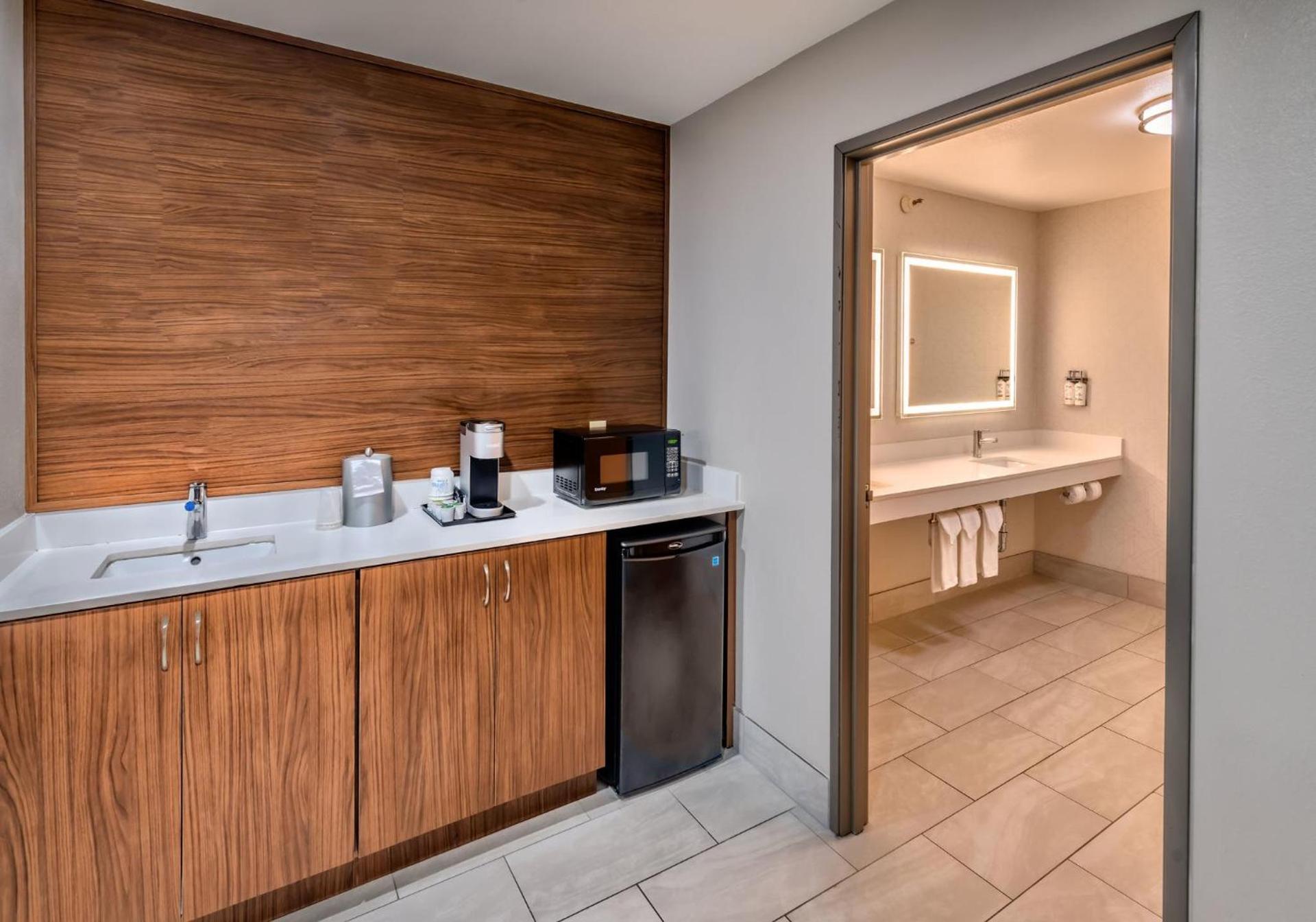 Holiday Inn Express Winnemucca by IHG photo 34