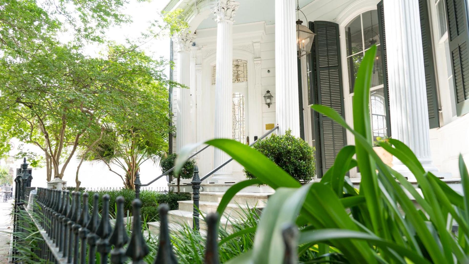 Melrose Mansion photo 2