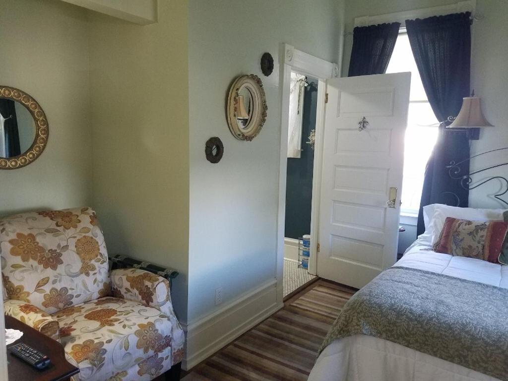 Abbey House Inn photo 8