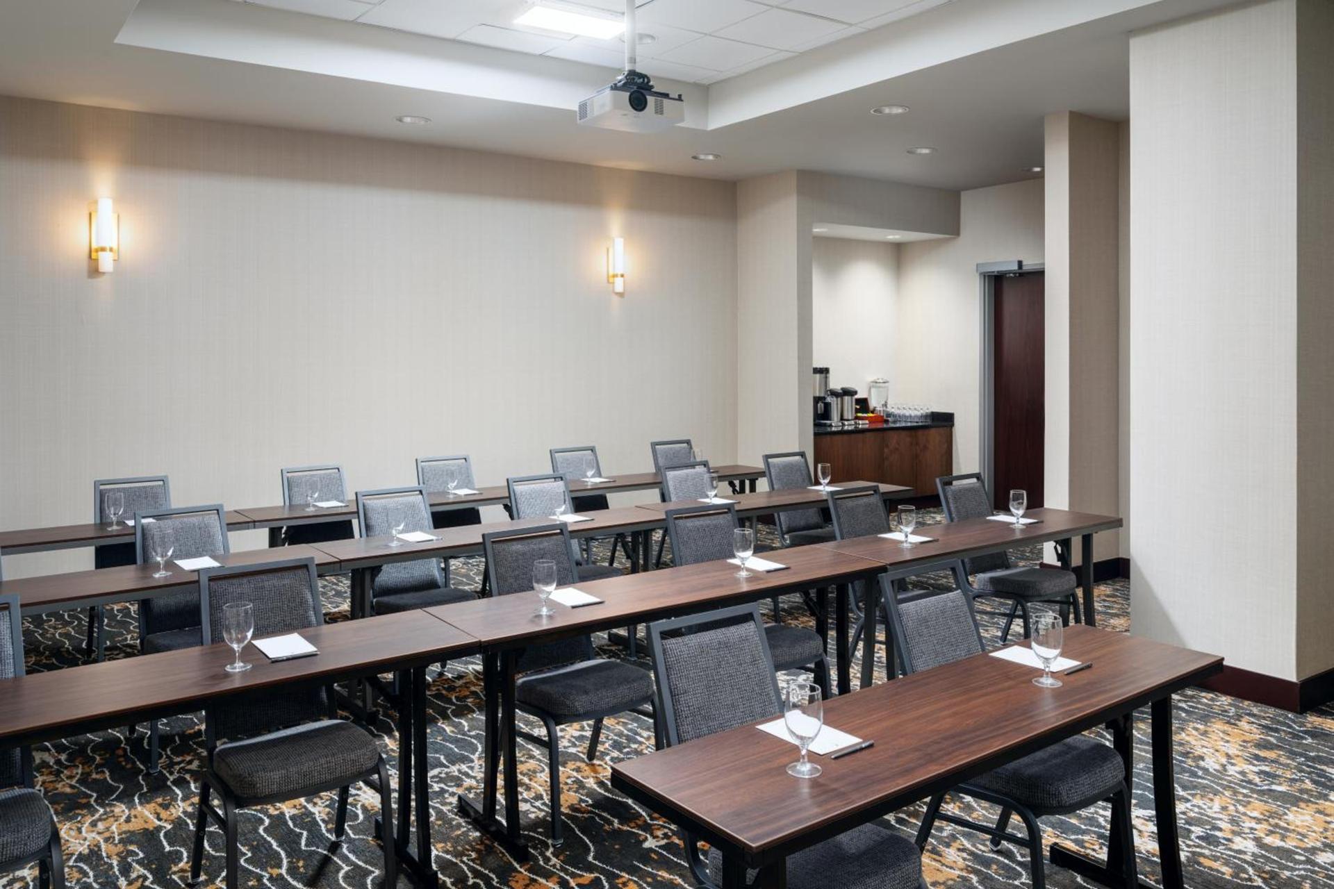 Embassy Suites Huntsville photo 74