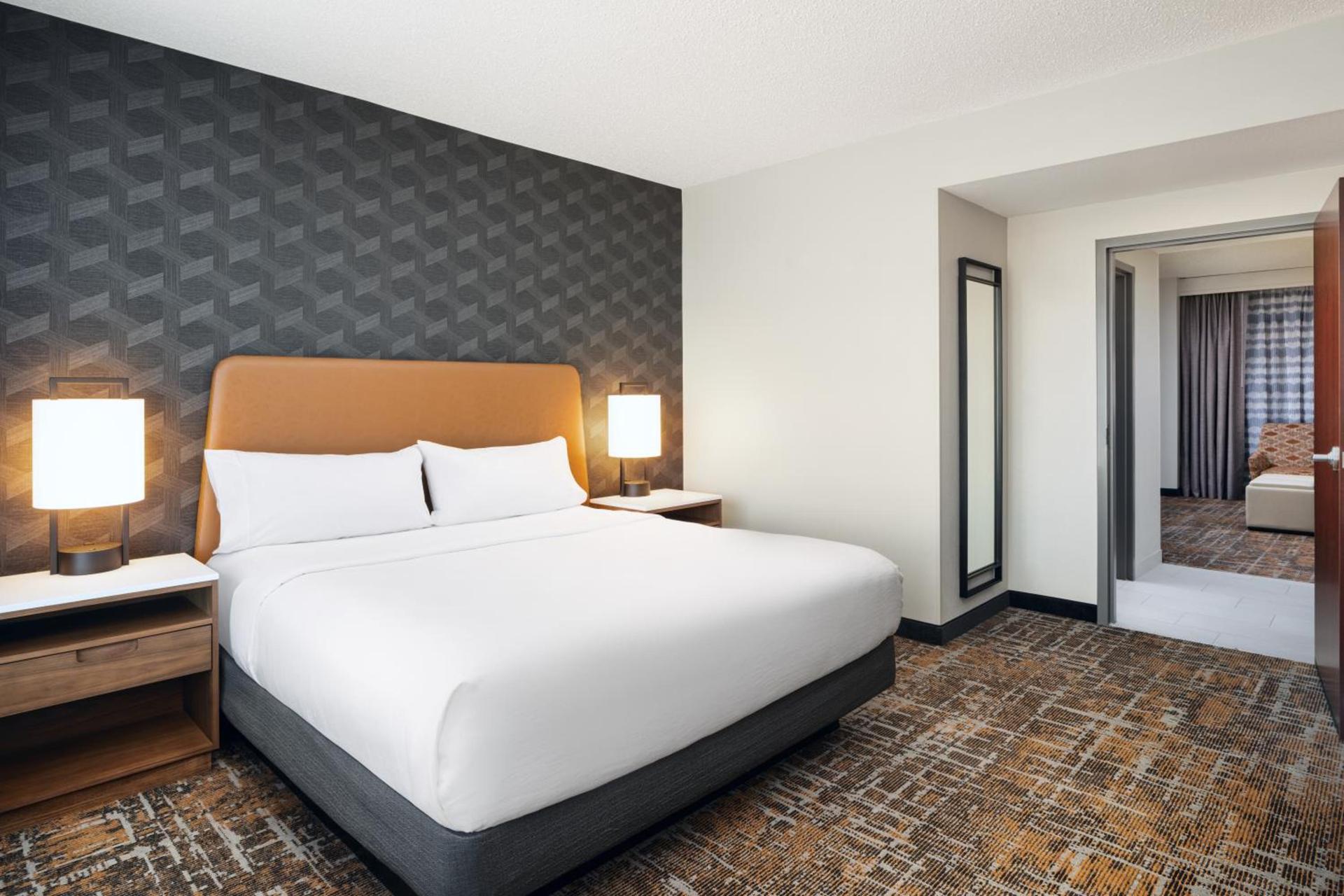 Embassy Suites Huntsville photo 80