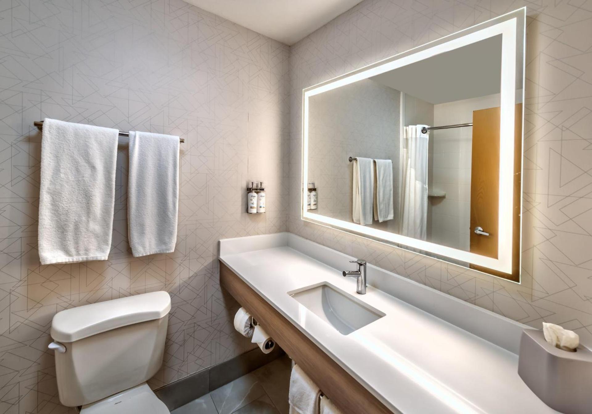 Holiday Inn Express Winnemucca by IHG photo 31