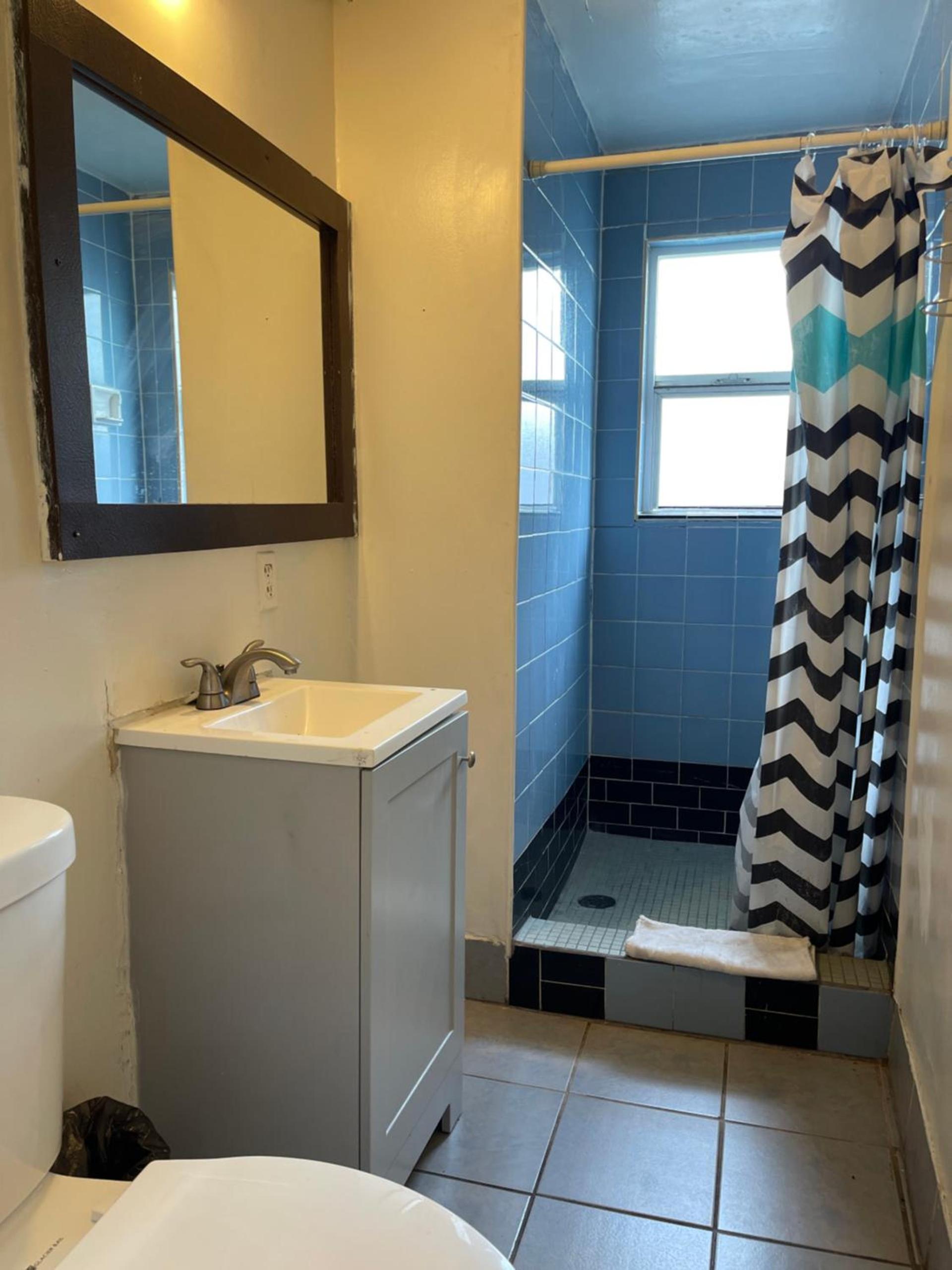 Sunny Sands Inn photo 10