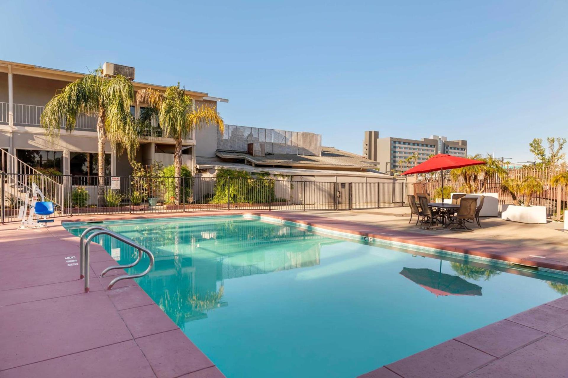 Best Western Plus Hill House photo 9