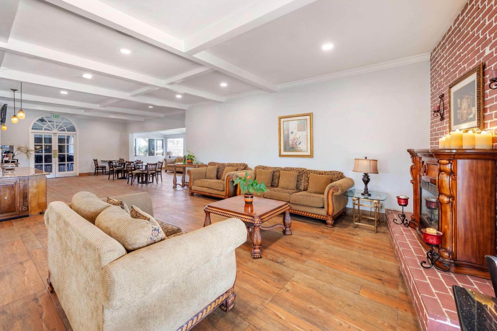 Best Western Plus Hill House photo 16