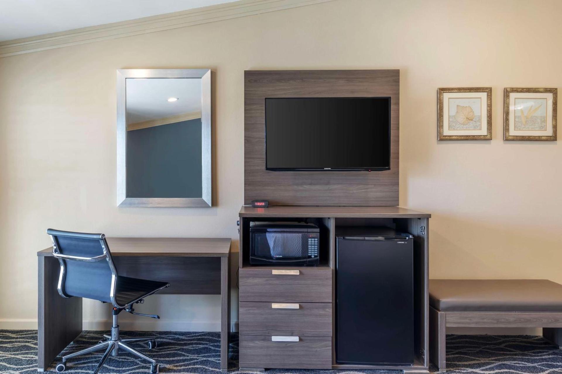 Best Western Plus Hill House photo 21