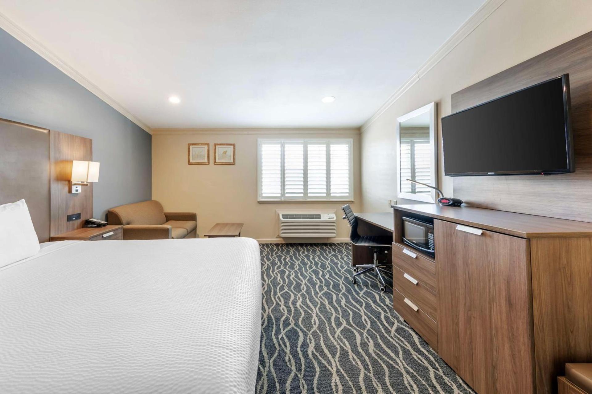 Best Western Plus Hill House photo 26