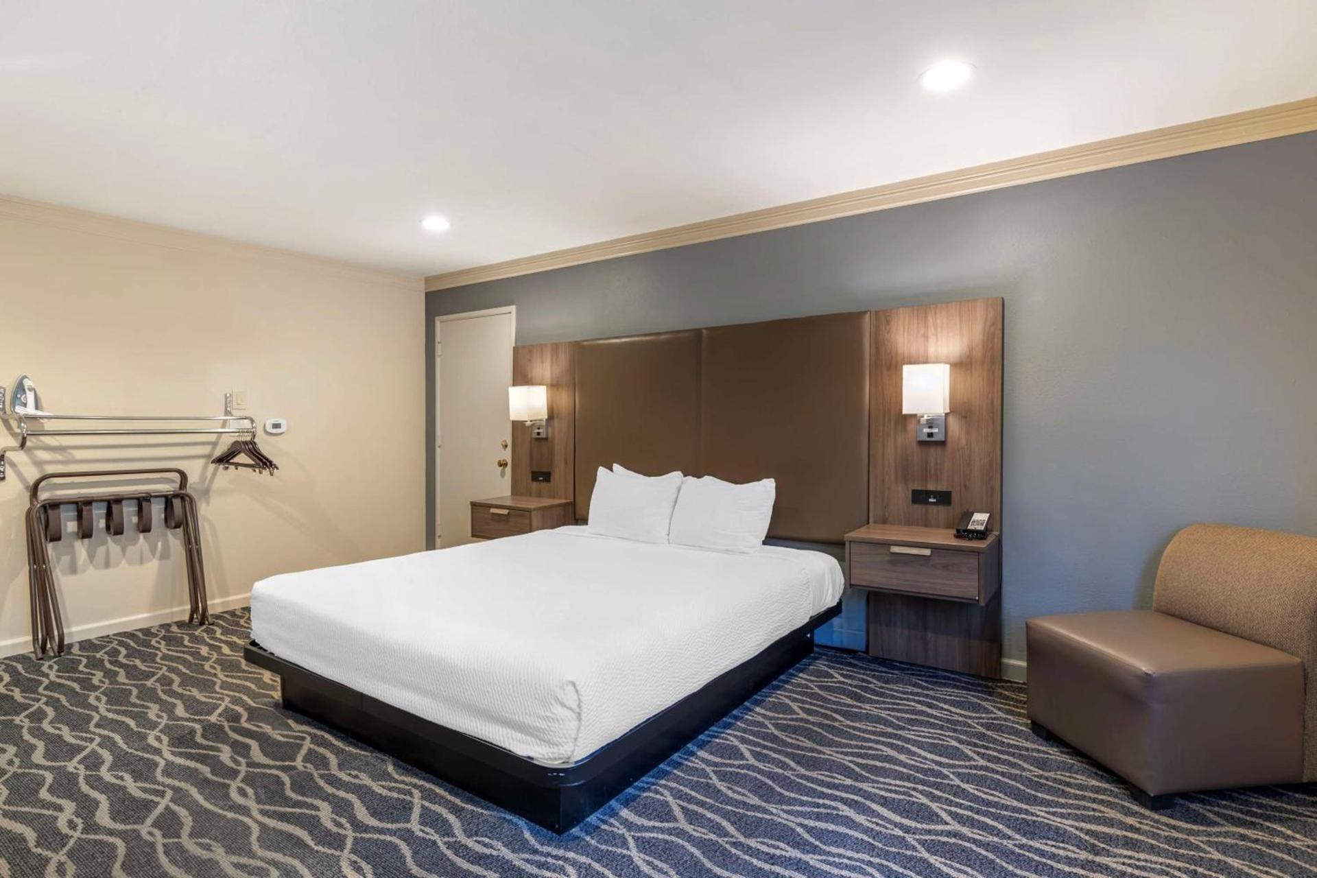 Best Western Plus Hill House photo 31