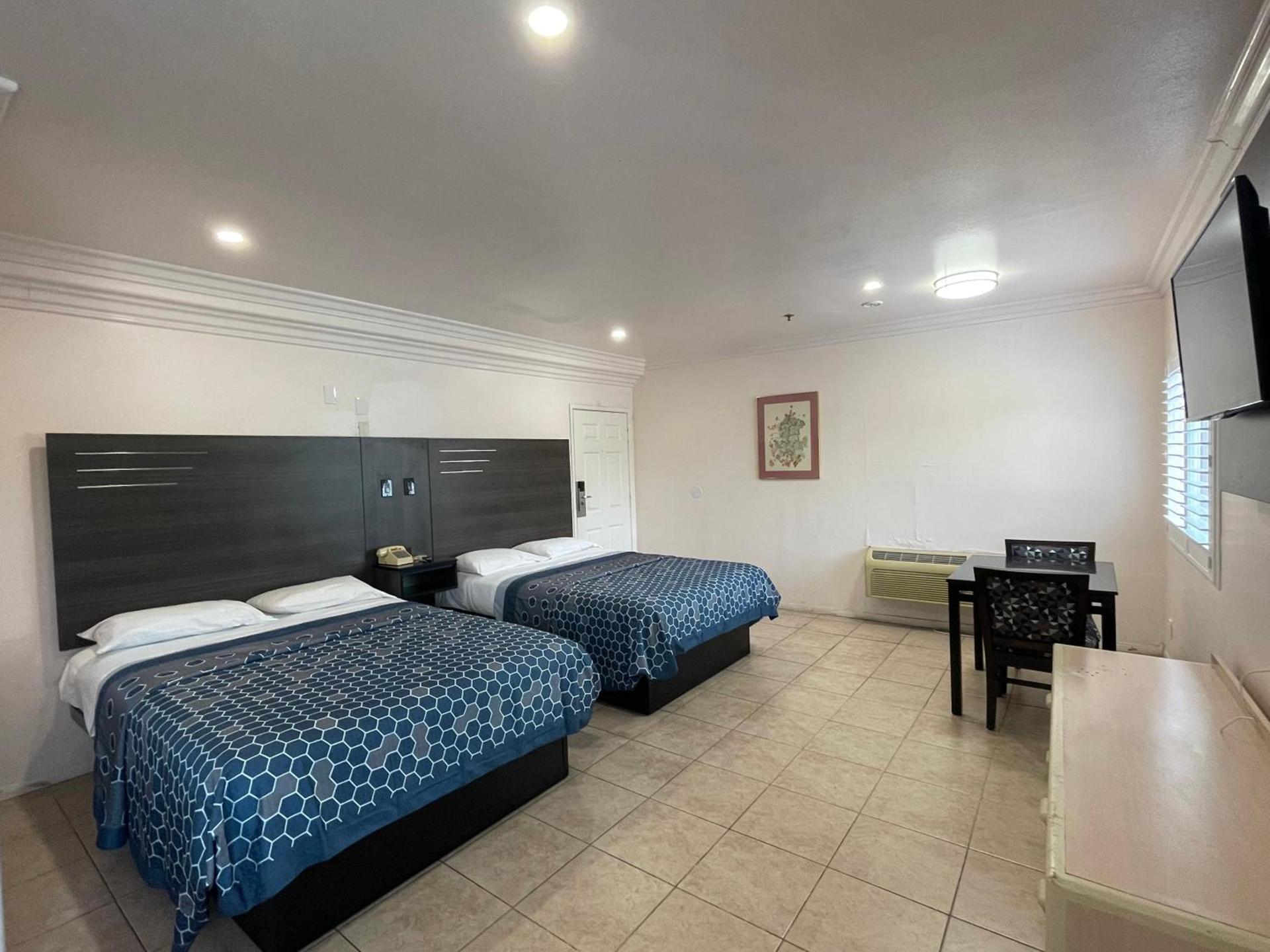 Diamond Inn photo 15