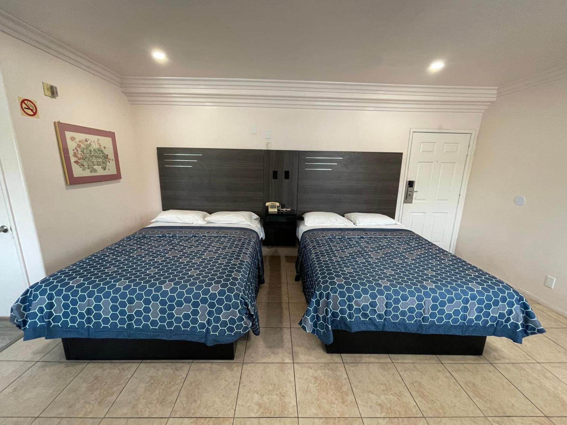 Diamond Inn photo 16