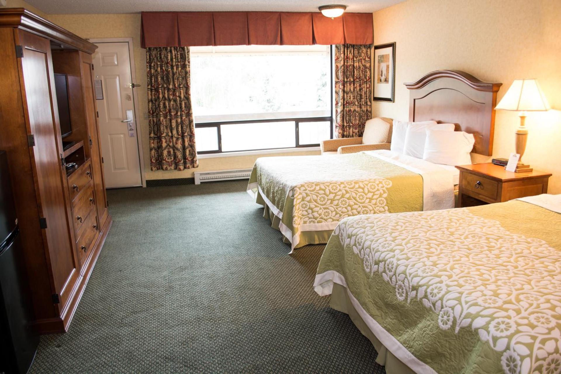 Days Inn by Wyndham Klamath Falls photo 62