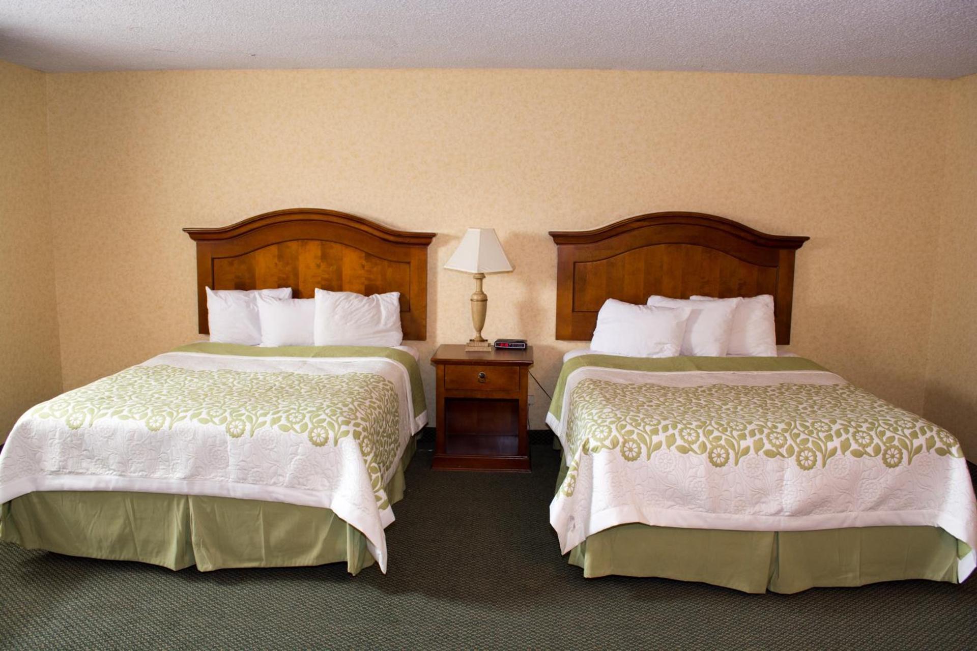 Days Inn by Wyndham Klamath Falls photo 66