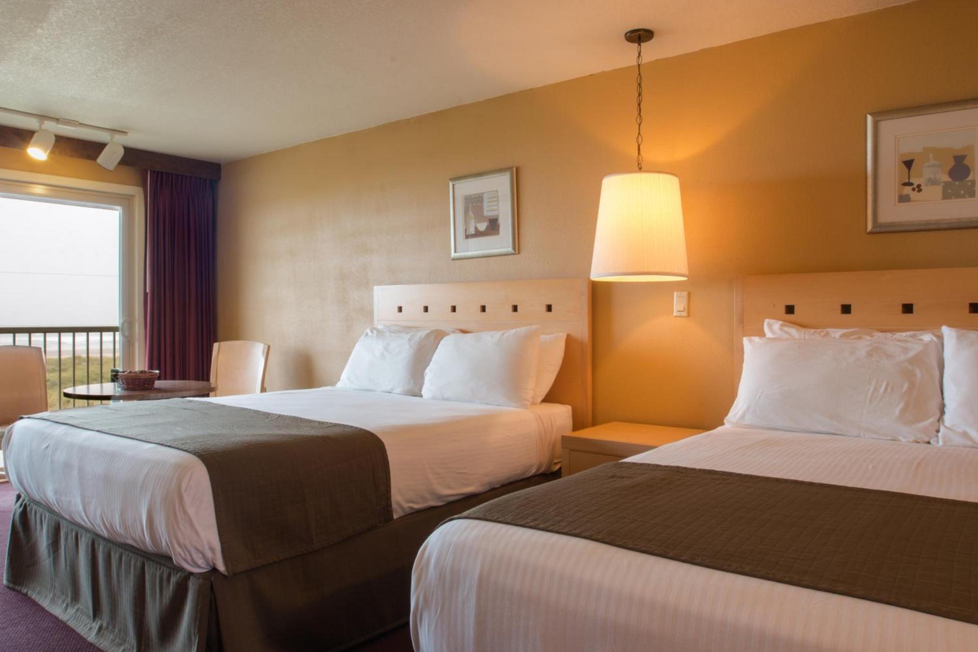 Hi Tide Oceanfront Inn photo 11
