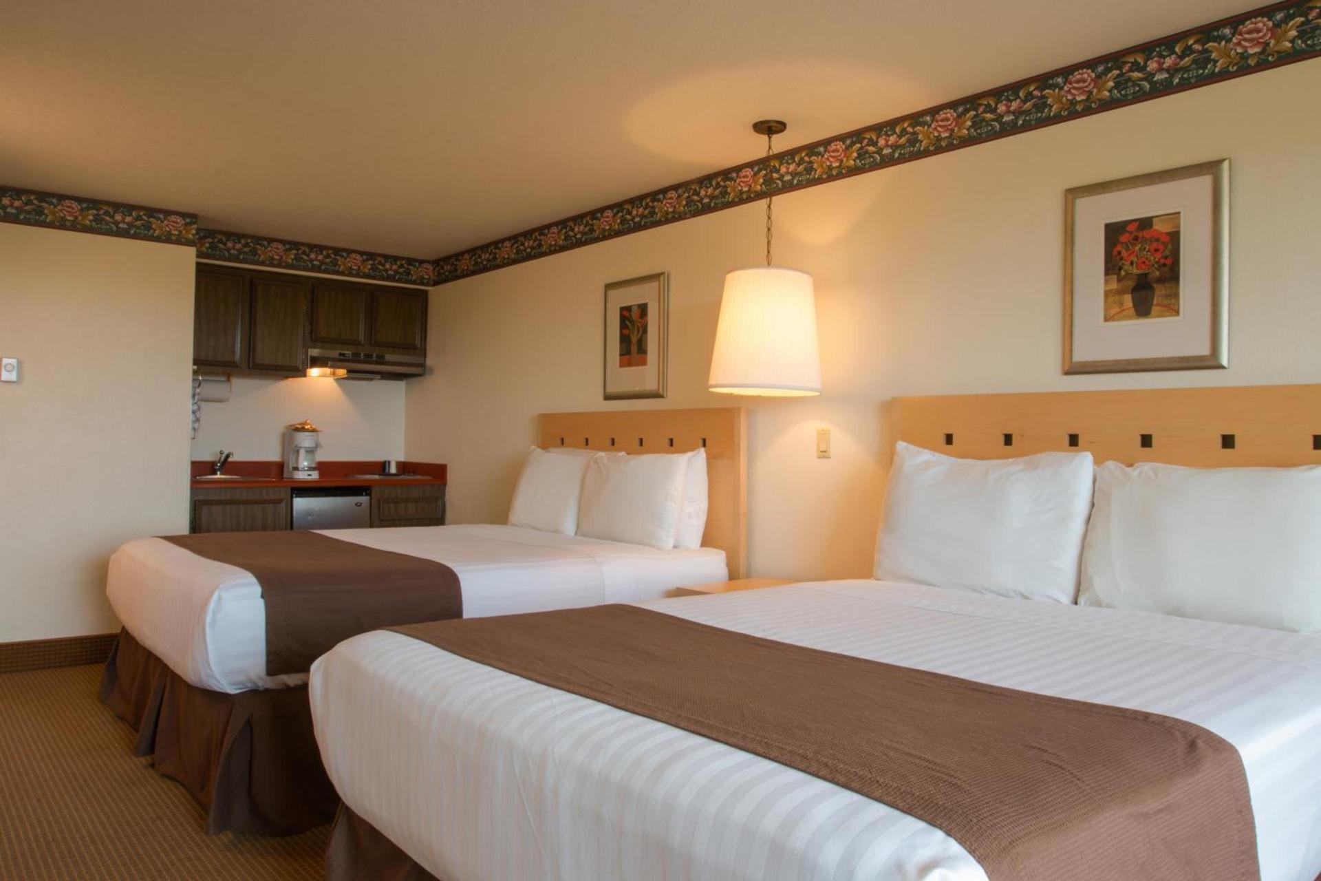 Hi Tide Oceanfront Inn photo 13