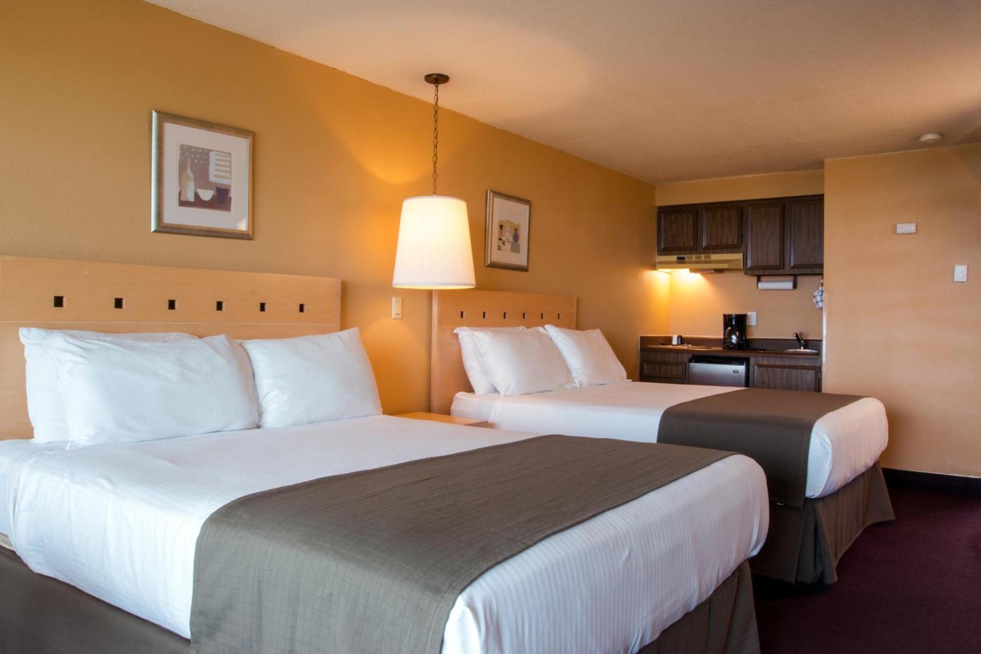 Hi Tide Oceanfront Inn photo 14
