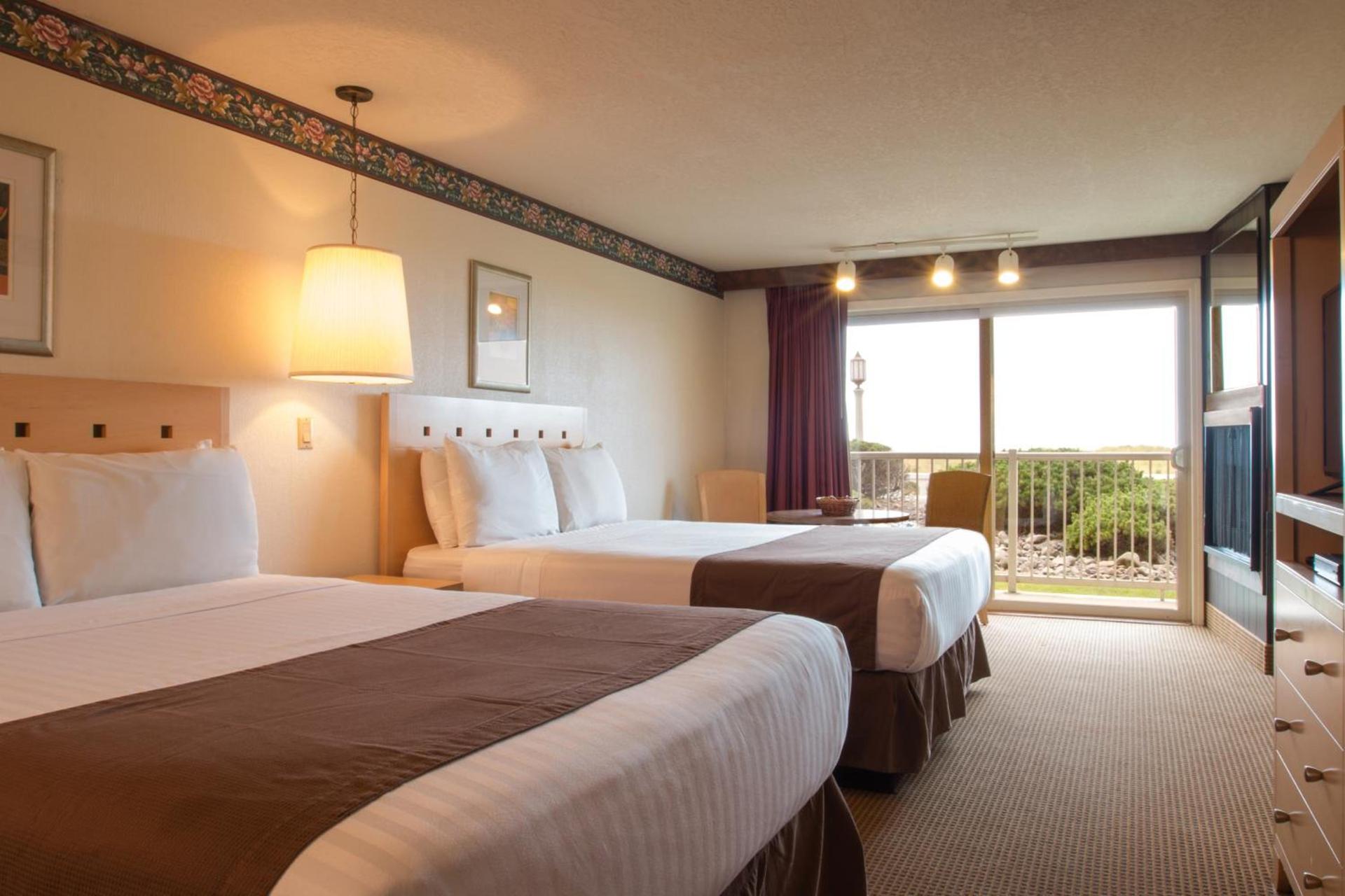 Hi Tide Oceanfront Inn photo 18
