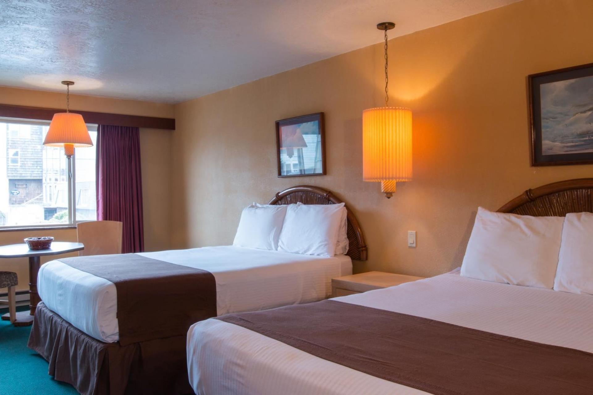 Hi Tide Oceanfront Inn photo 19