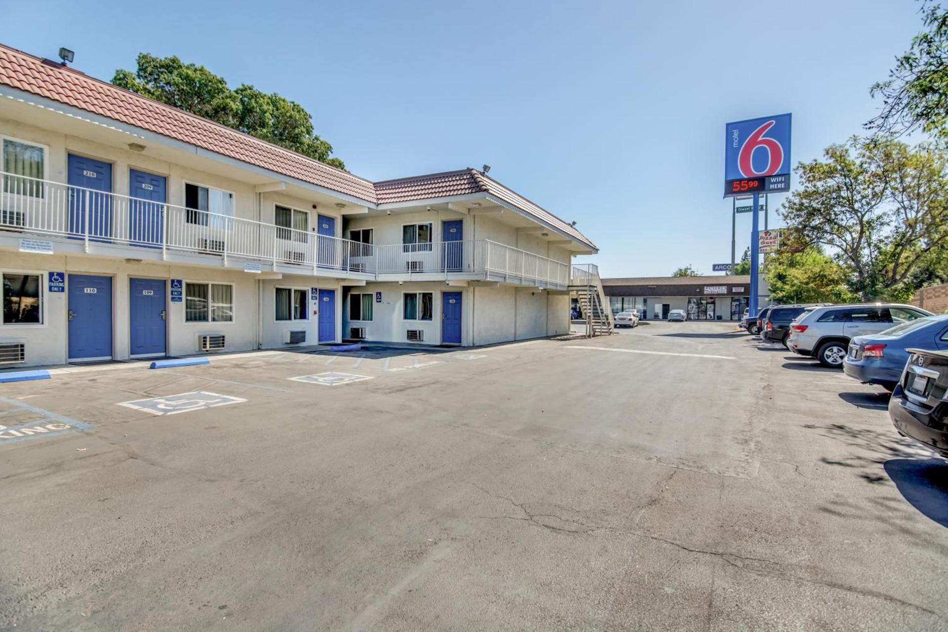 Motel 6-Stockton, CA - North photo 14