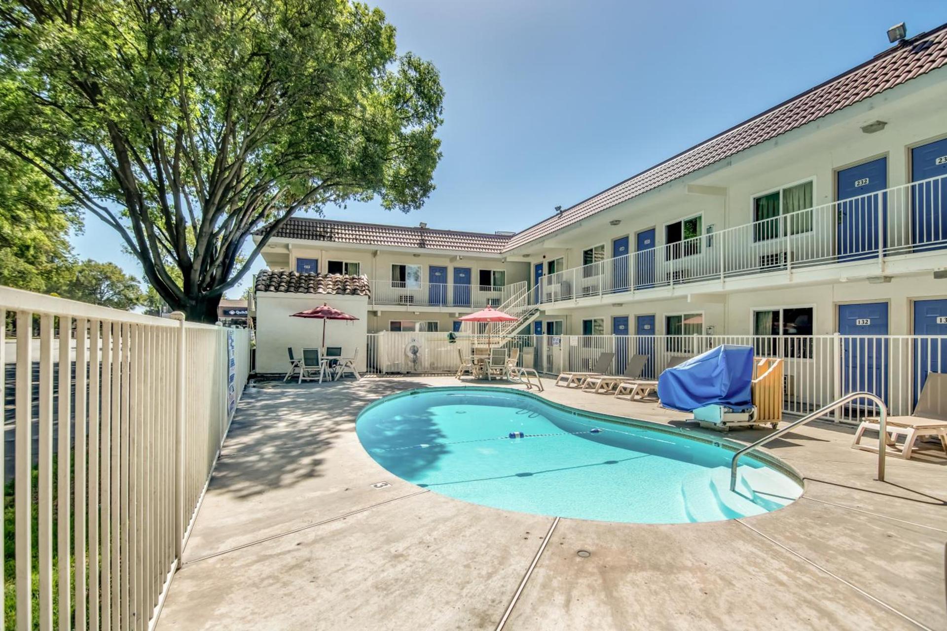 Motel 6-Stockton, CA - North photo 19