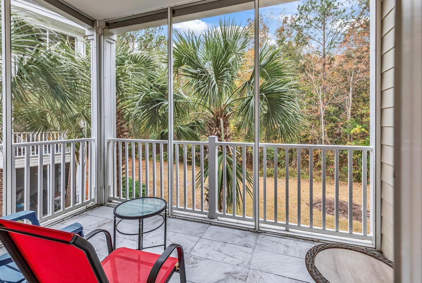 Barefoot Landing Resort photo 6