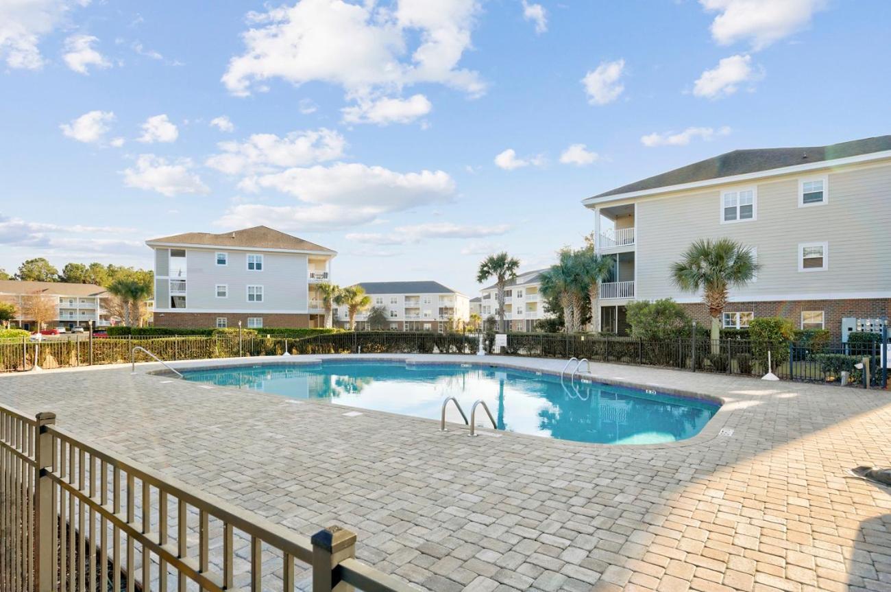 Barefoot Landing Resort photo 24