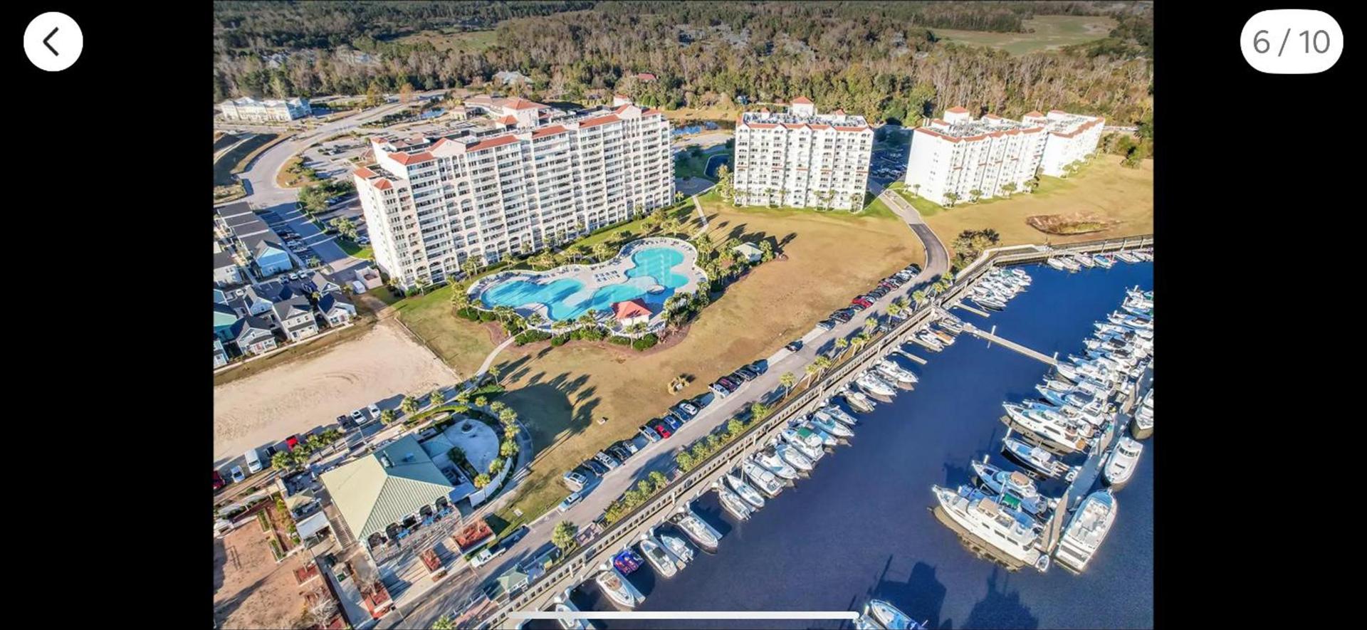 Barefoot Landing Resort photo 1