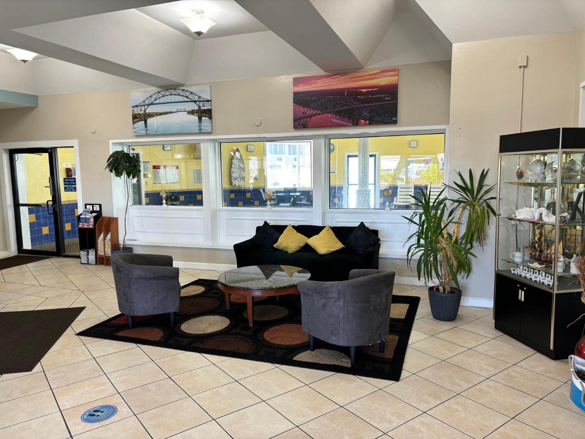 Admiralty Inn & Suites - a Red Collection Hotel photo 5