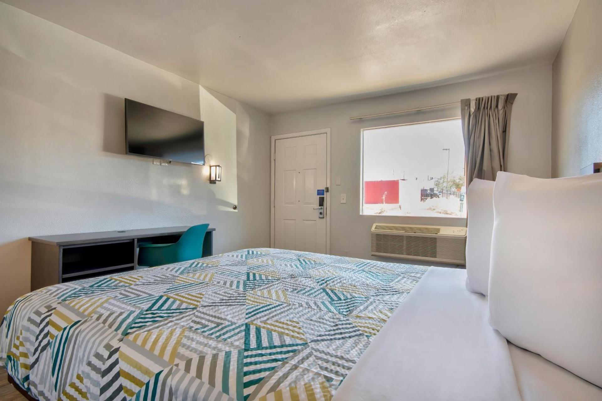Motel 6-Albuquerque, NM - Carlisle photo 34