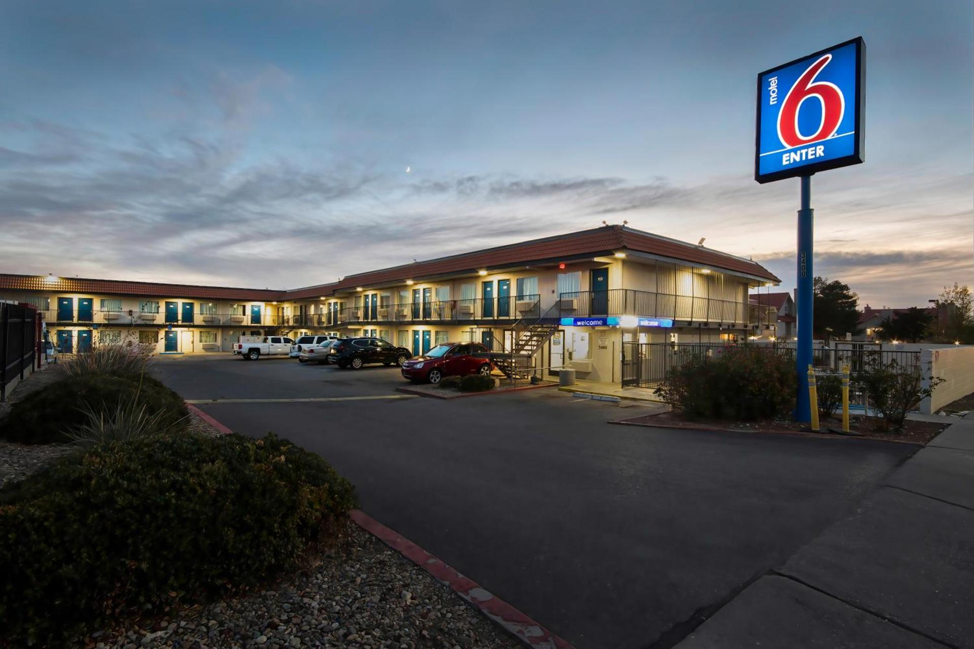 Motel 6-Albuquerque, NM - Carlisle photo 39