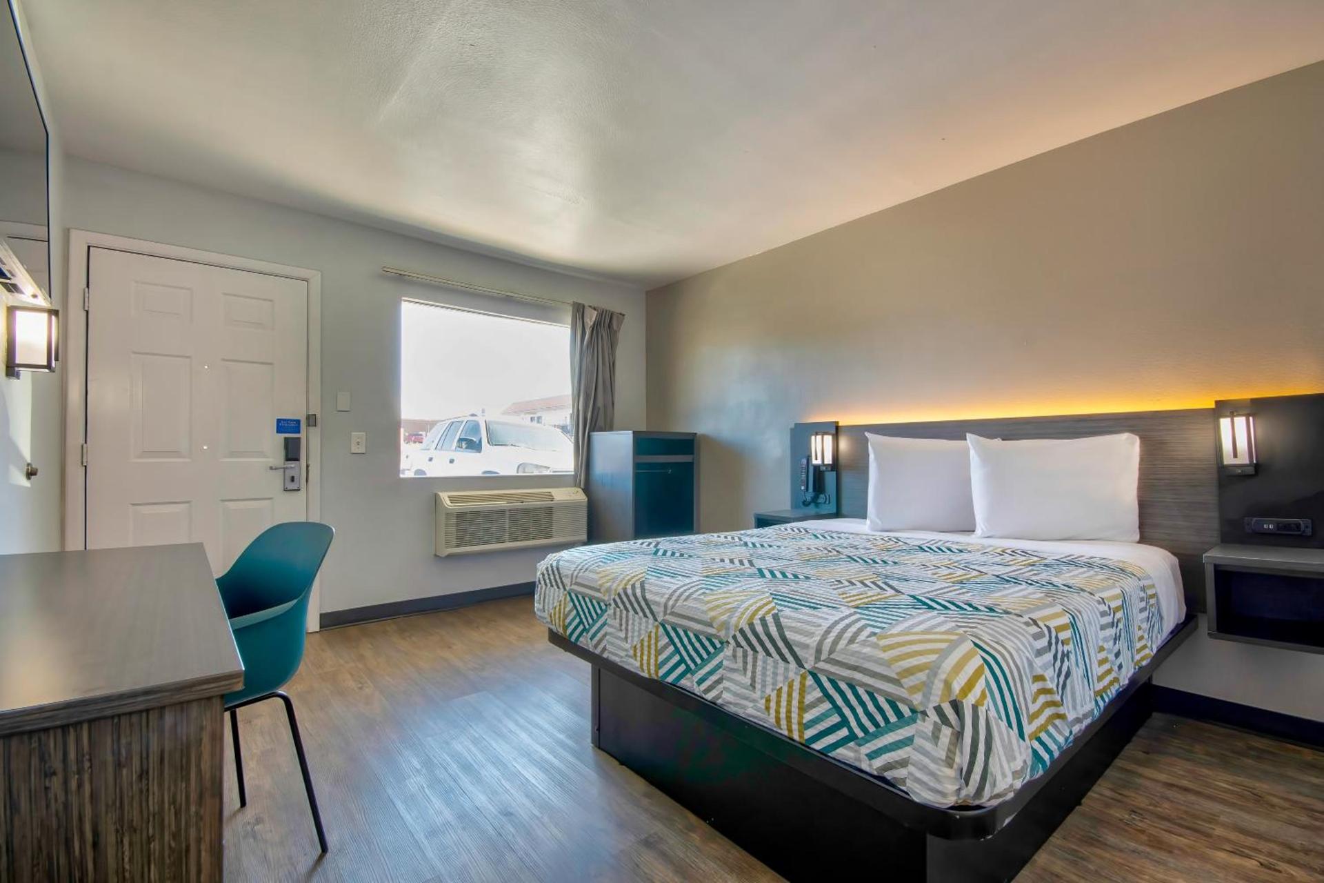 Motel 6-Albuquerque, NM - Carlisle photo 36