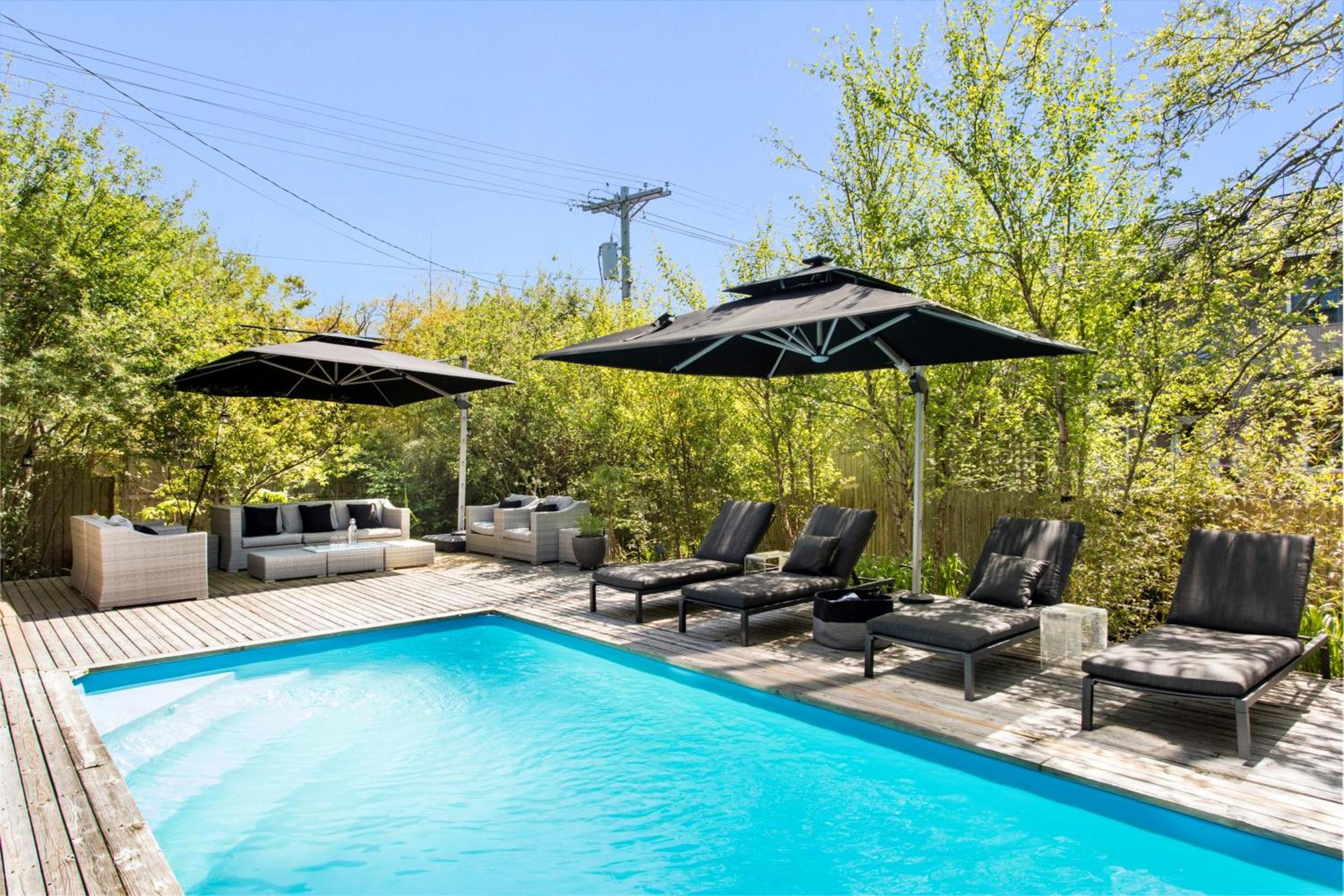 The Pines Men-Only Stay photo 12