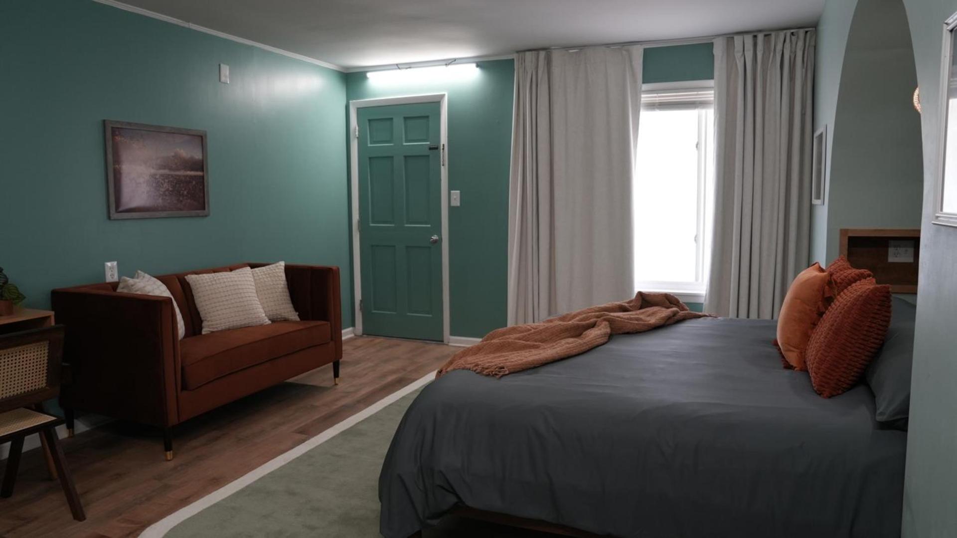 The Savannah Inn photo 97