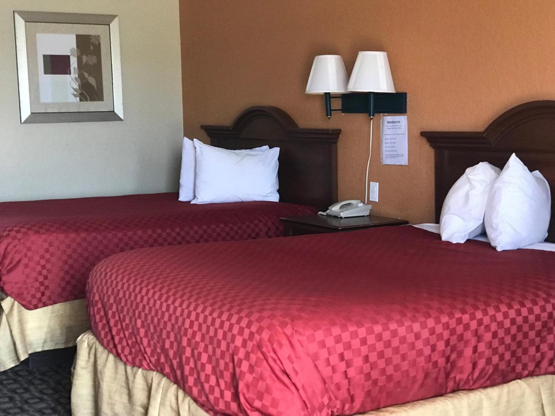 Stamford INN photo 24