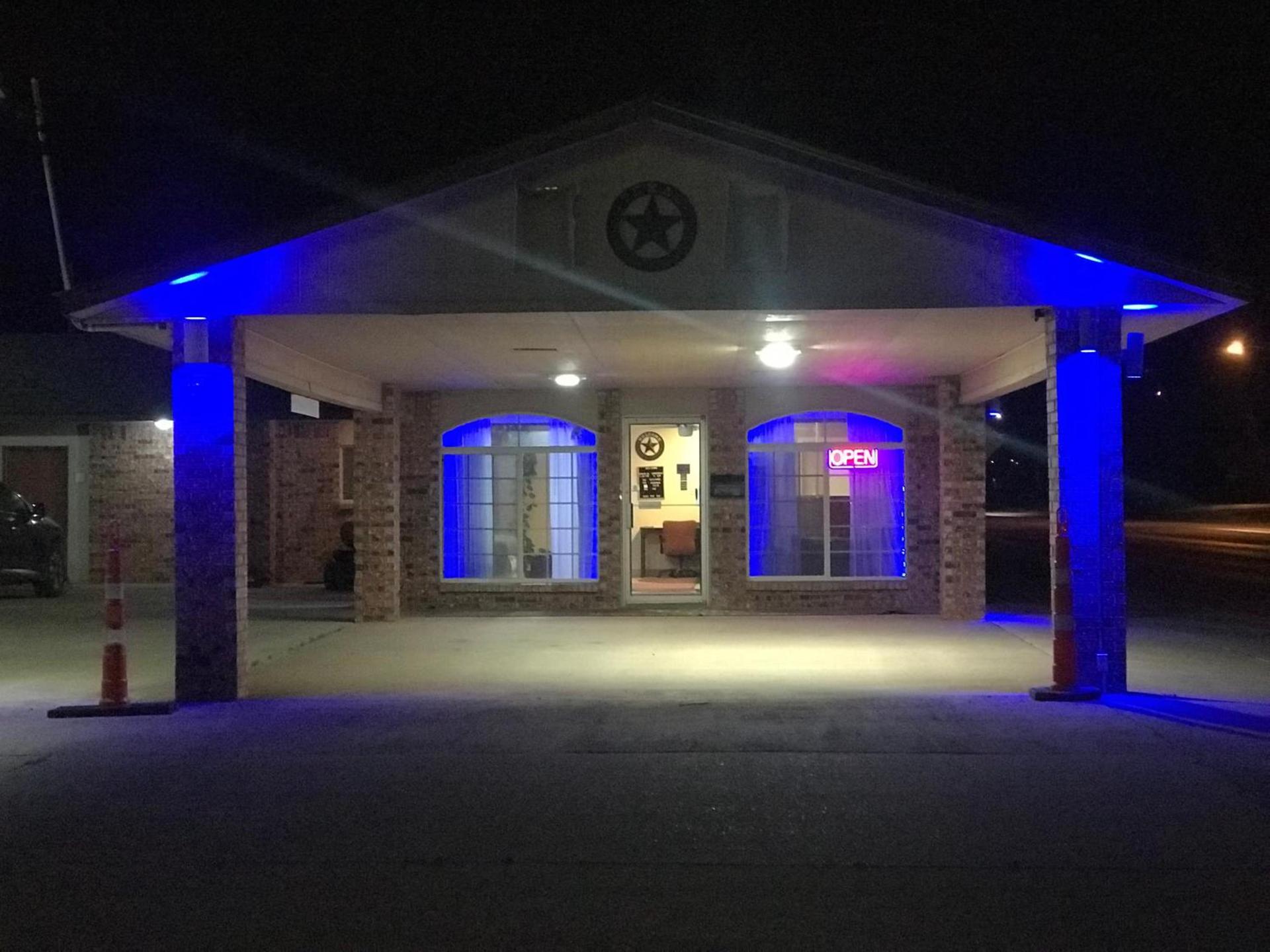 Stamford INN photo 1