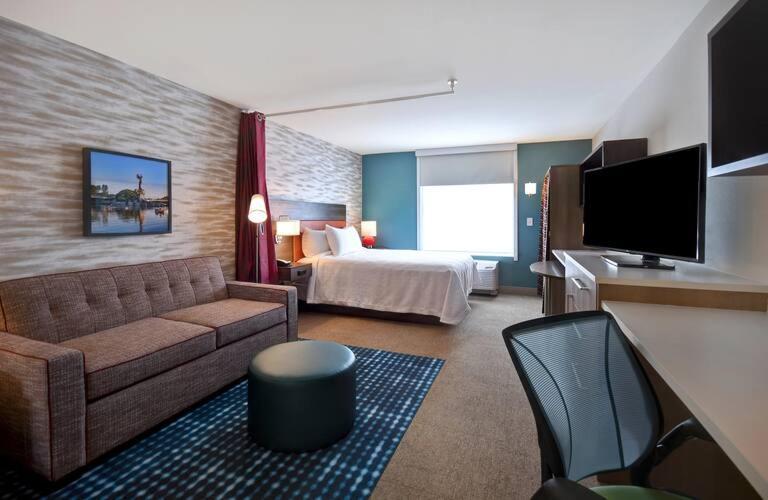 Home2 Suites Wichita Downtown Delano, Ks photo 4