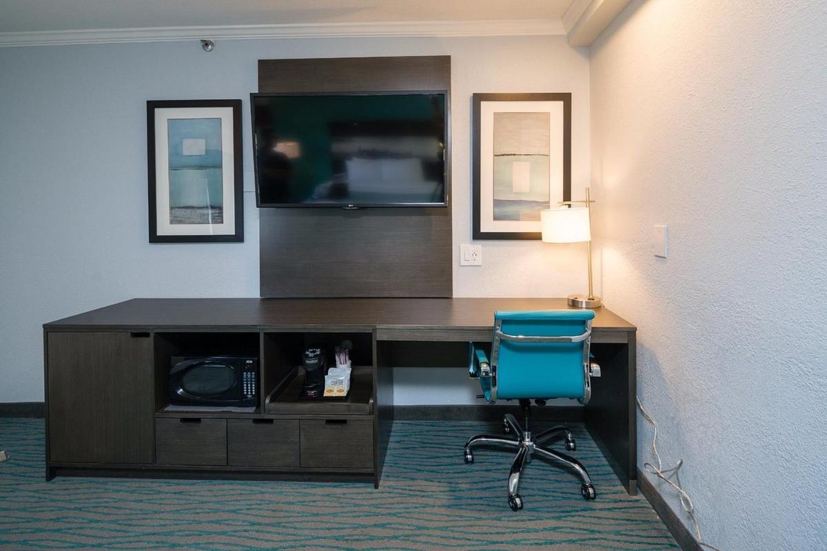 Symphony Inn photo 9