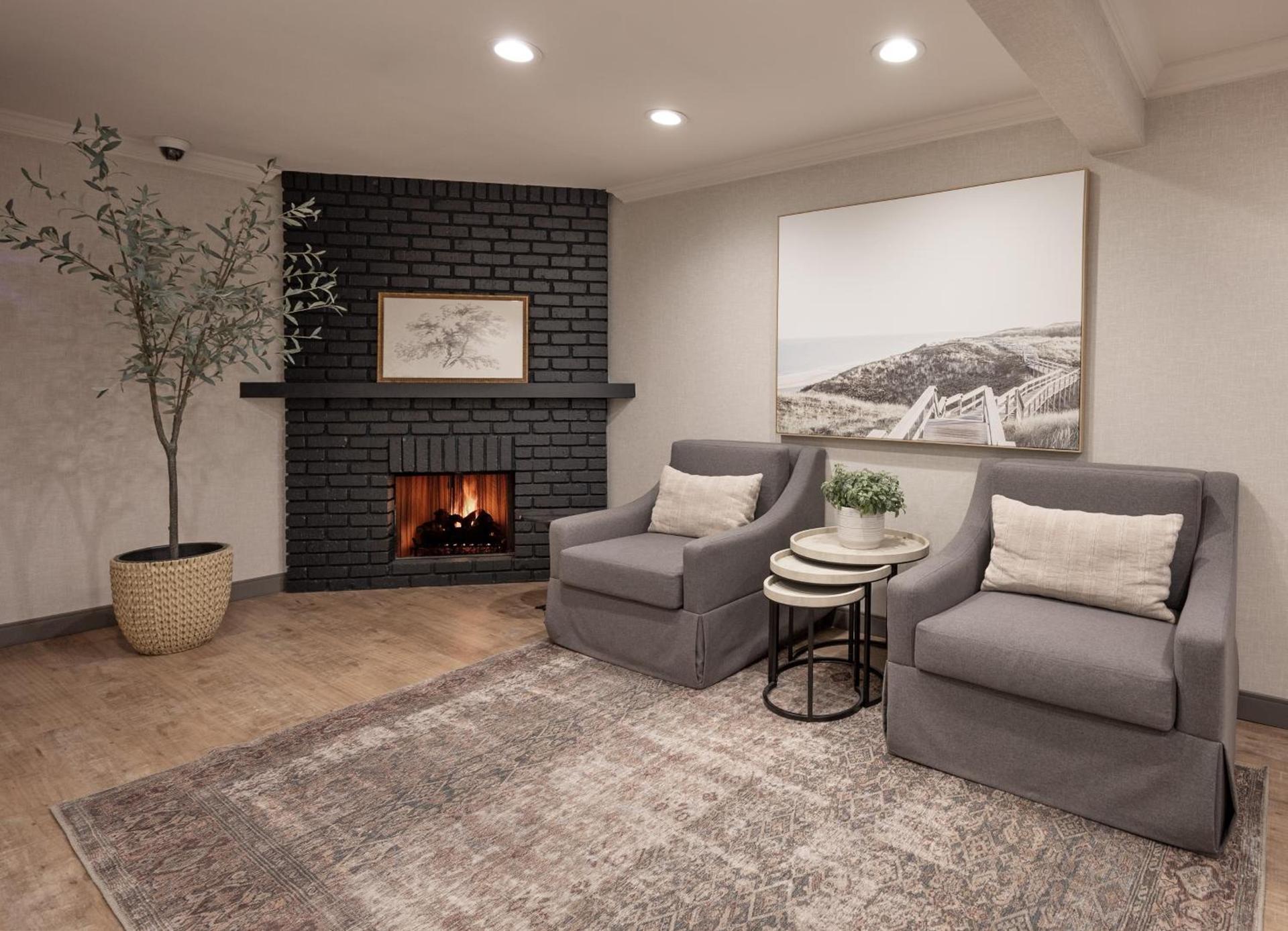 Fireside Inn on Moonstone Beach photo 14