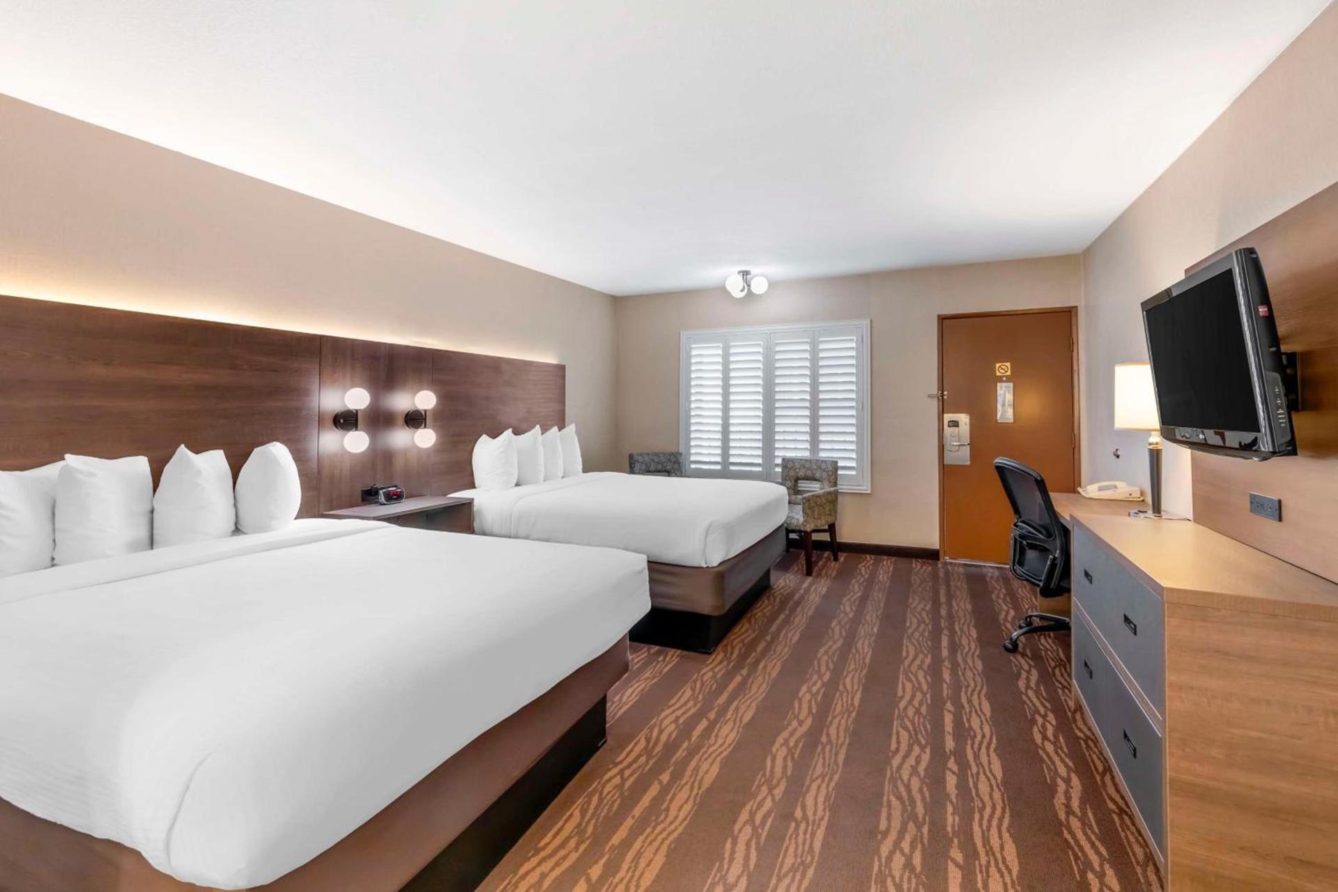 Best Western Plus Stovall's Inn photo 20