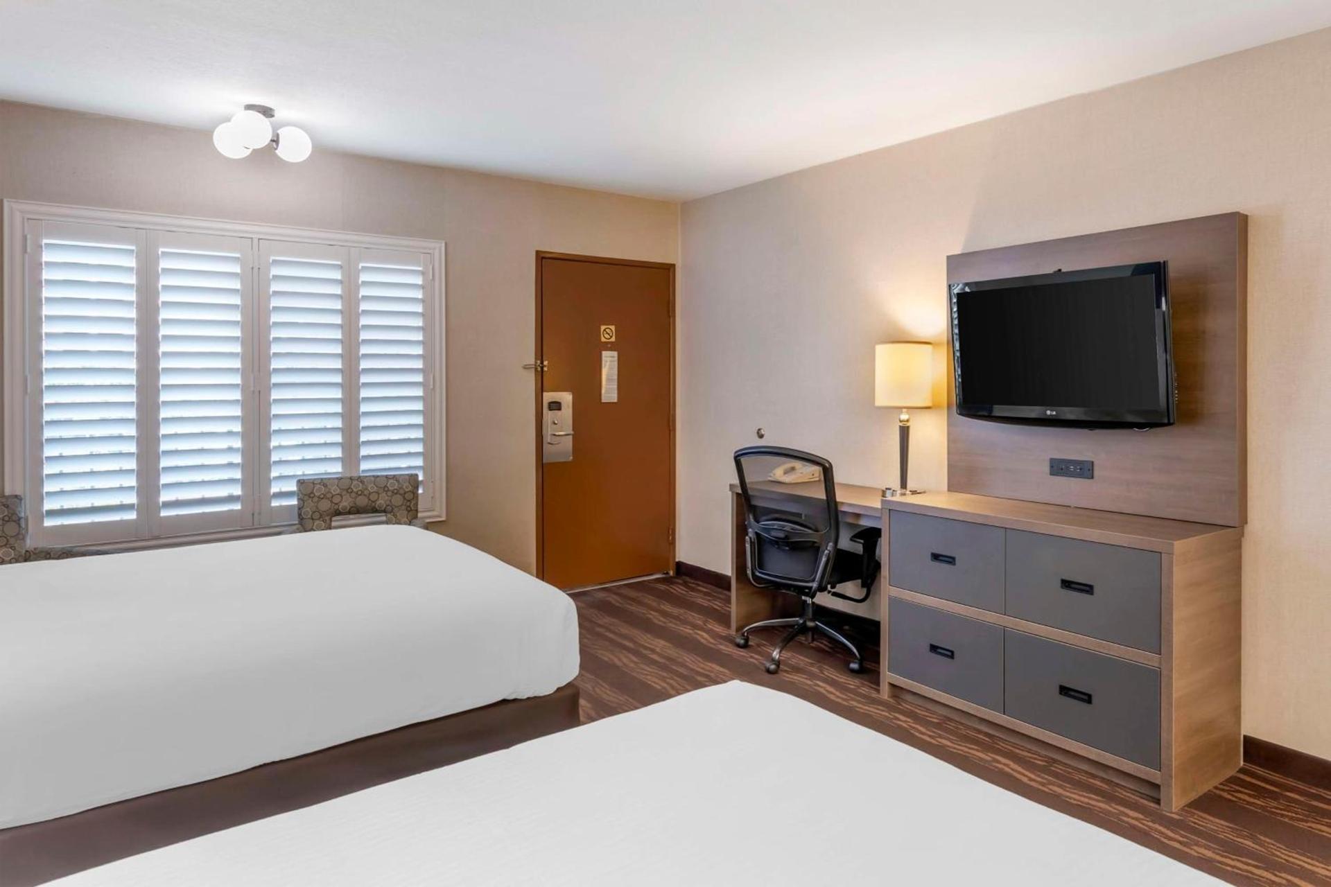 Best Western Plus Stovall's Inn photo 21