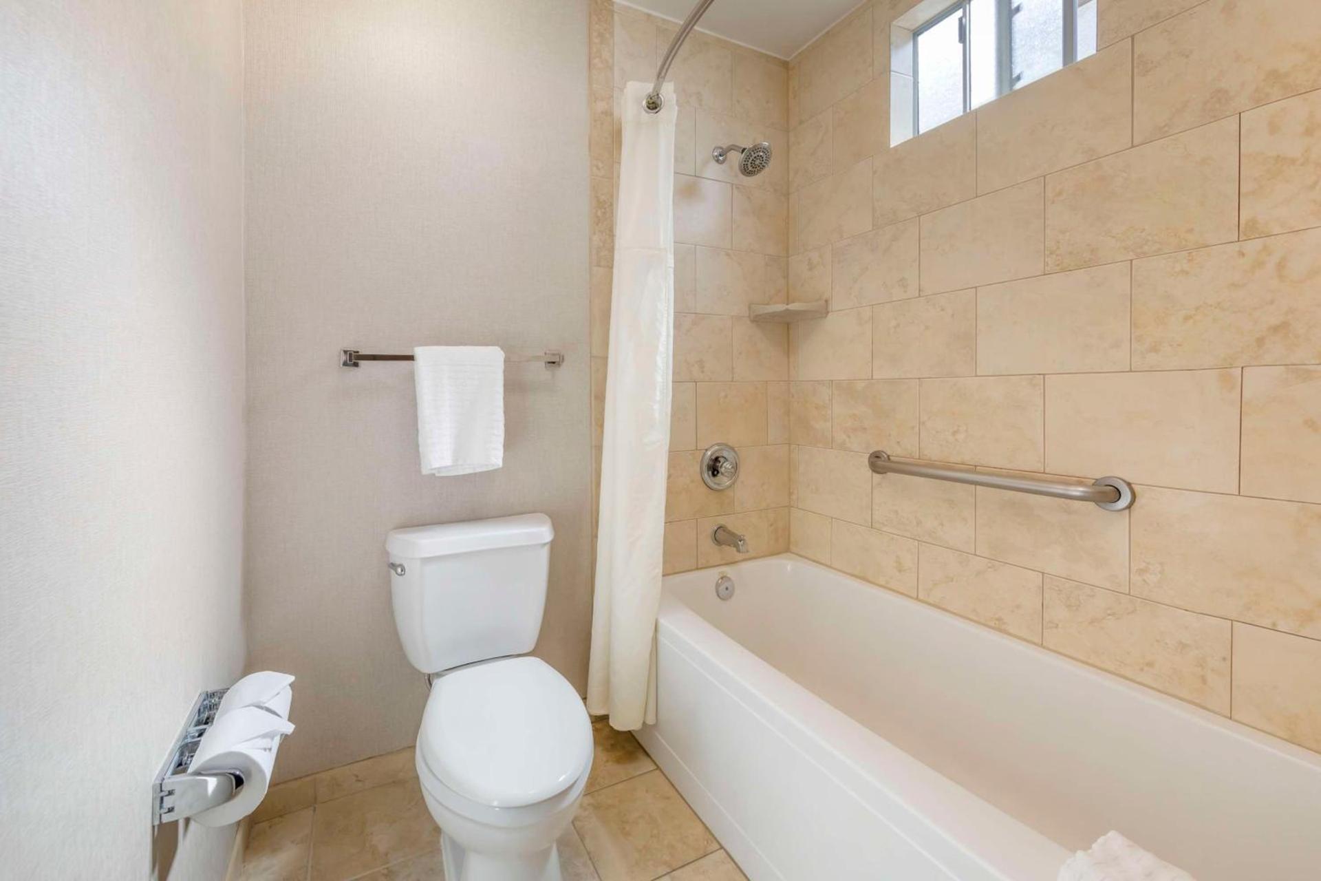 Best Western Plus Stovall's Inn photo 25