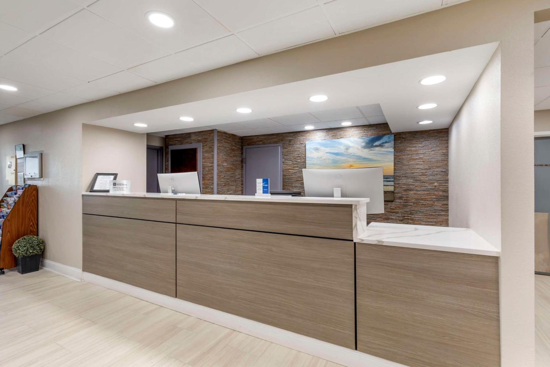 Best Western Salisbury Plaza photo 16