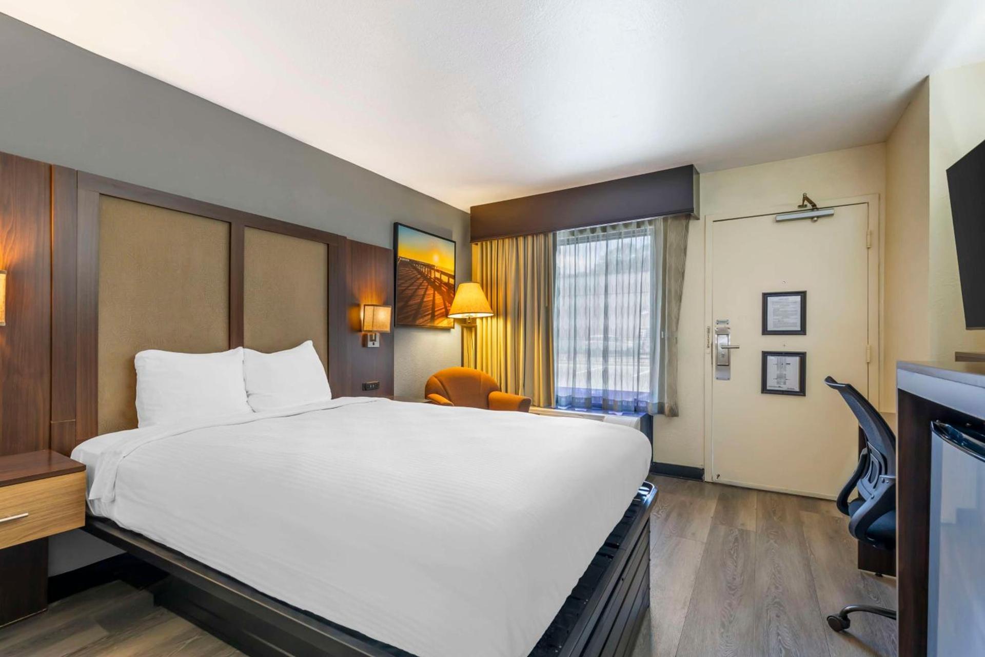 Best Western Salisbury Plaza photo 11