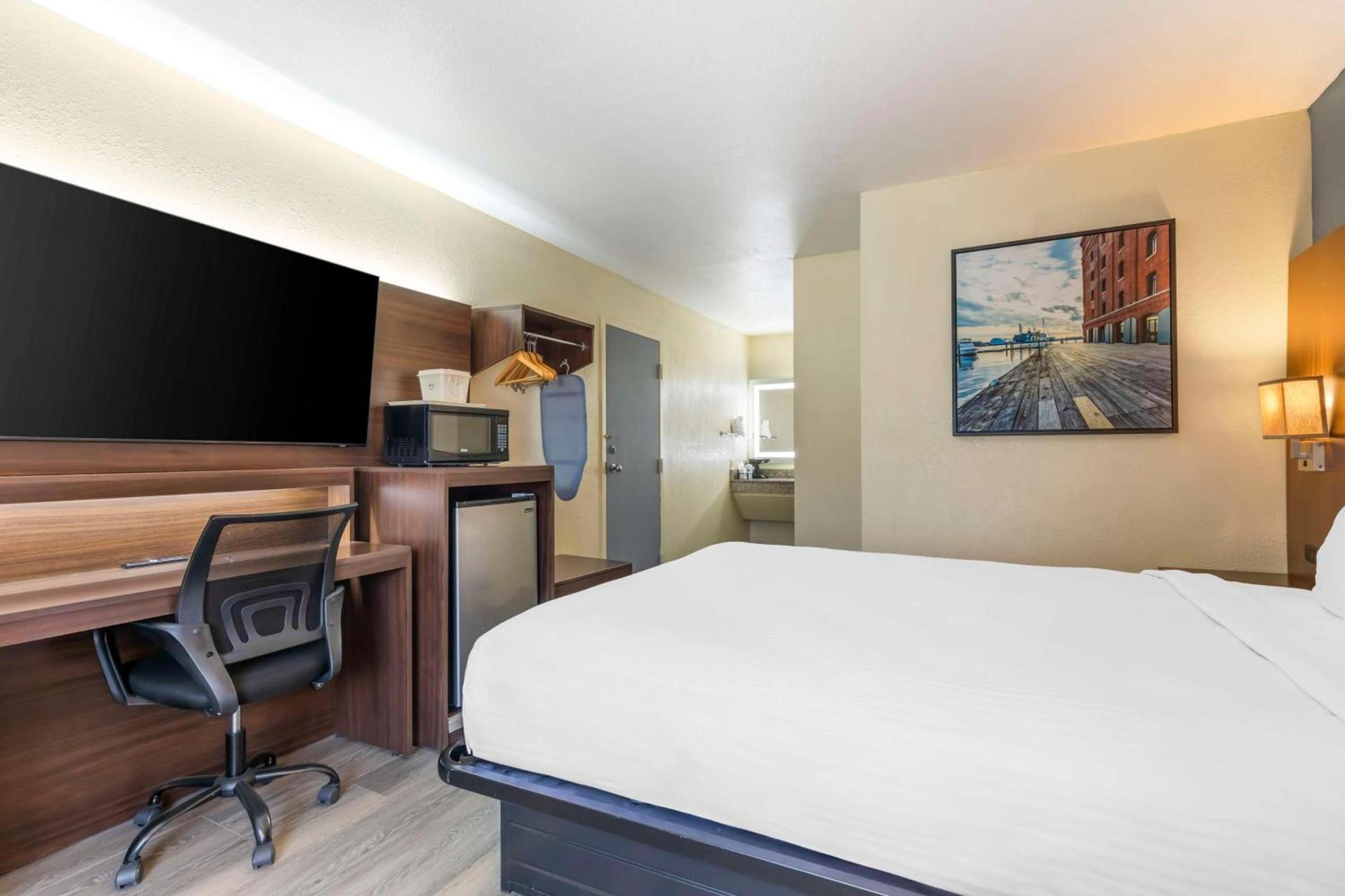 Best Western Salisbury Plaza photo 10