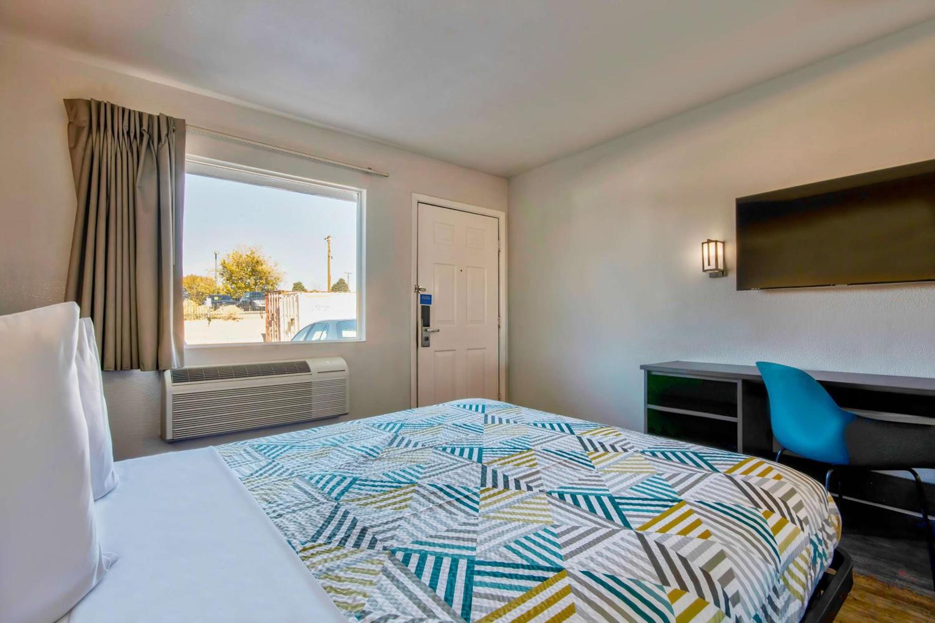 Motel 6-Albuquerque, NM - Carlisle photo 19