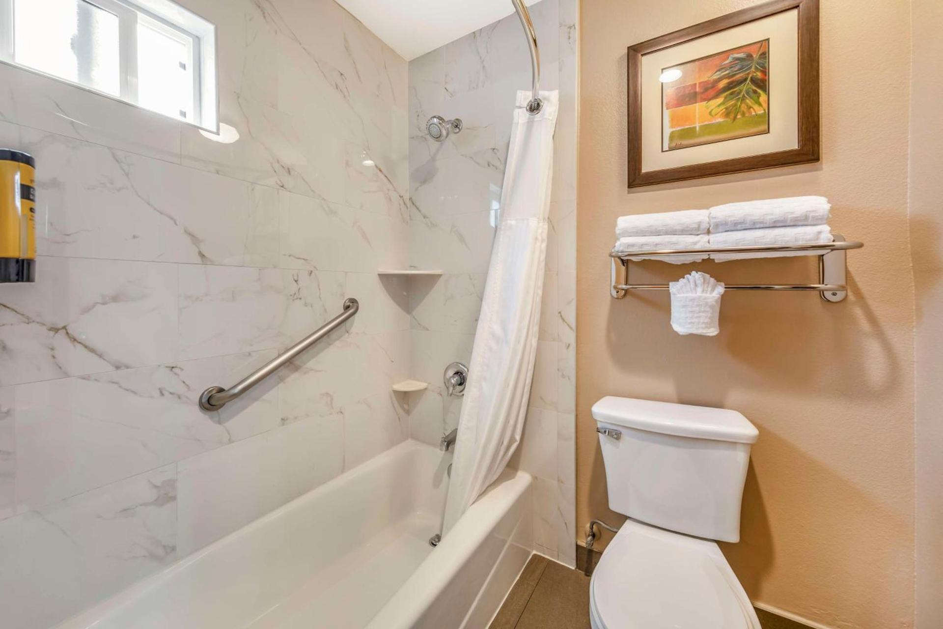 Best Western Plus Pavilions photo 25