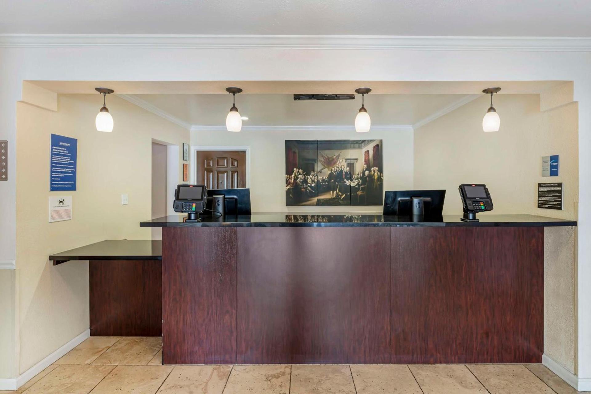 Best Western Salinas Monterey photo 5