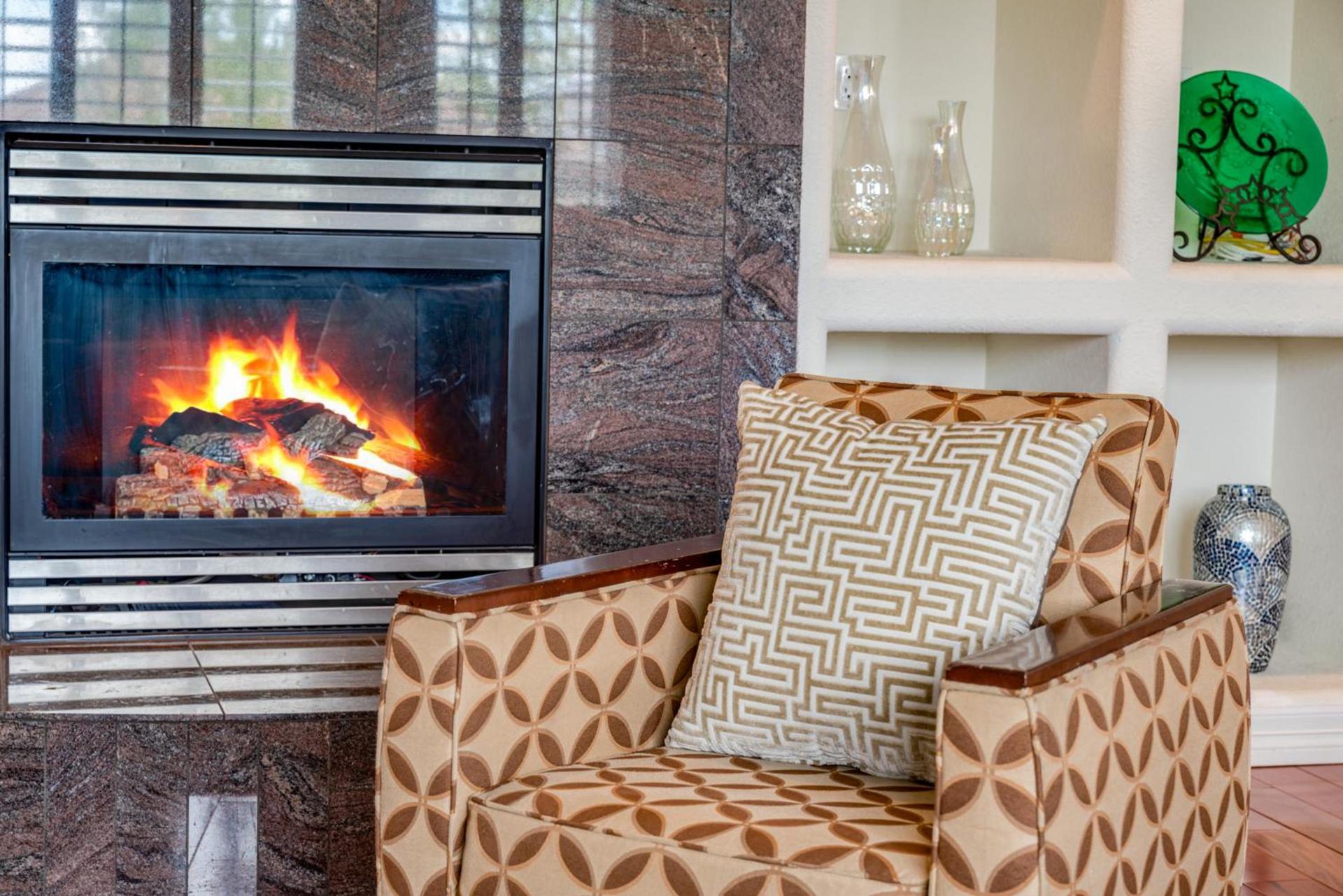 Cozy Winter Escape Scenic View, Luxury, Pool Tabl photo 21